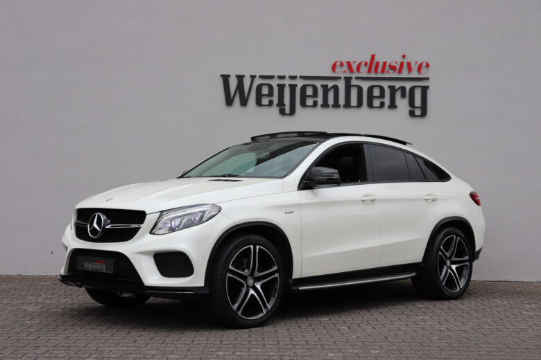 Hoofdafbeelding Mercedes-Benz  Coupé 450 AMG 4MATIC